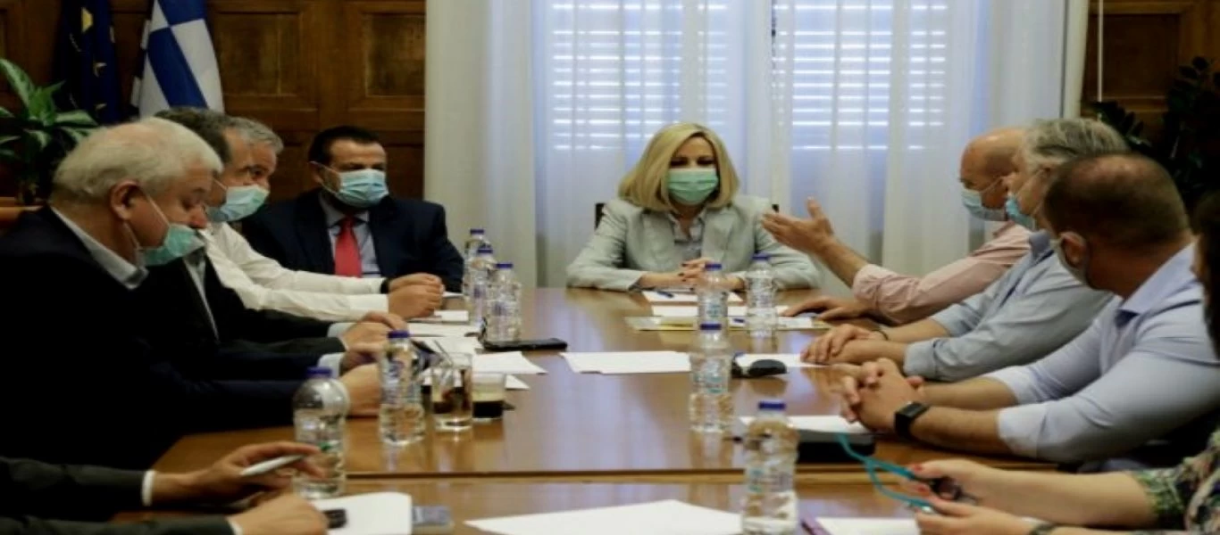 Φ. Γεννηματά για ιδιωτικοποίηση νερού: «Η κυβέρνηση φέρνει ιδιώτες από την πίσω πόρτα»